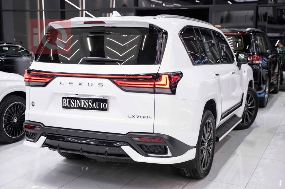 Lexus LX